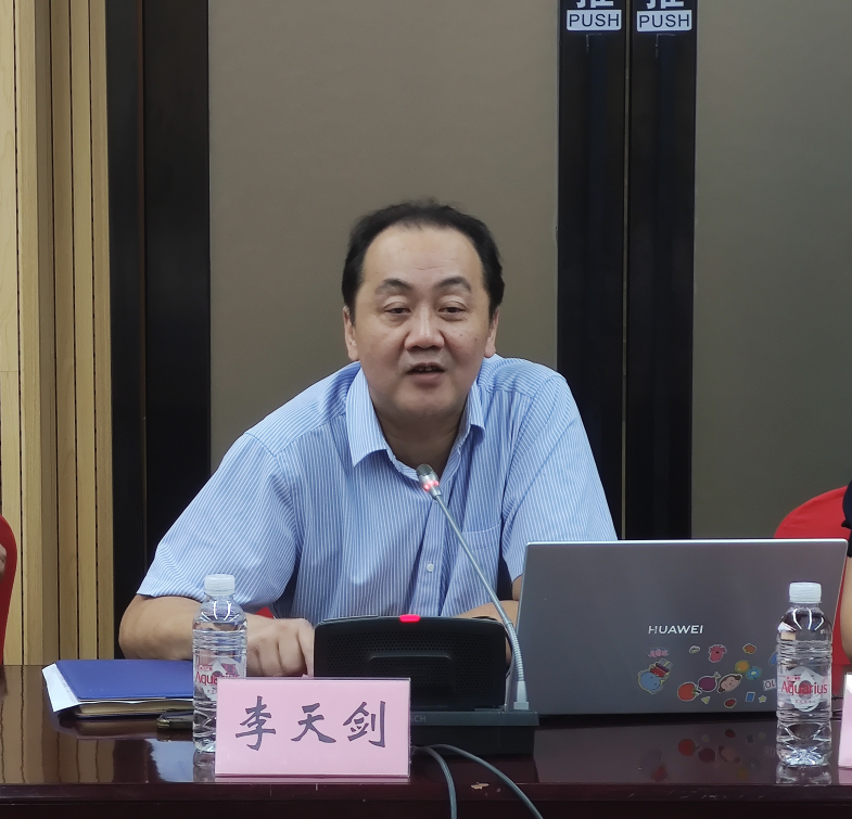 2三槍李總.png